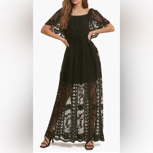 NEW LACE MAXI DRESS
